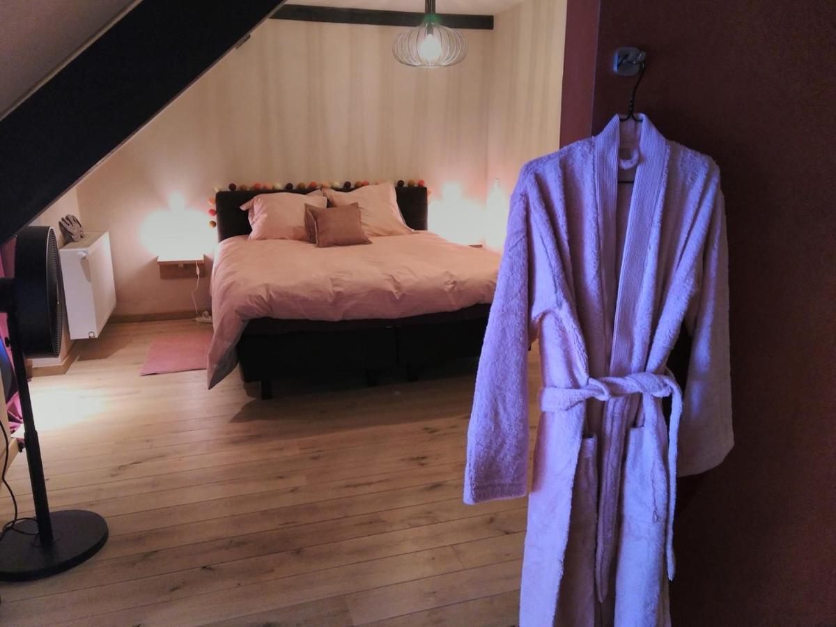 Chambres D'Hotes Les 3 Salamandres Yvoir Eksteriør bilde