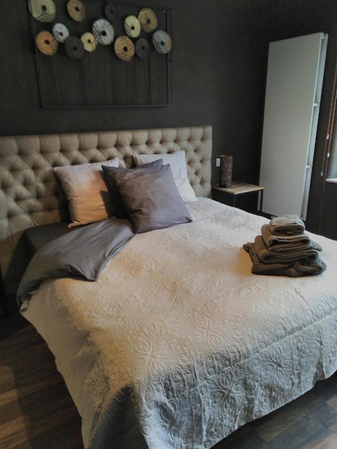 Chambres D'Hotes Les 3 Salamandres Yvoir Eksteriør bilde